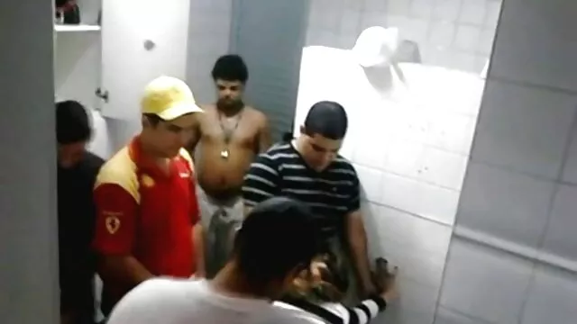 Hot porno ingen registrering  Hjemmelavet pirates pornofilm porno videoer på kamera