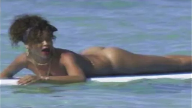 Hot porno ingen registrering  Ebony teens pornos hd rider Sort Pik brutalt i hendes slids hals