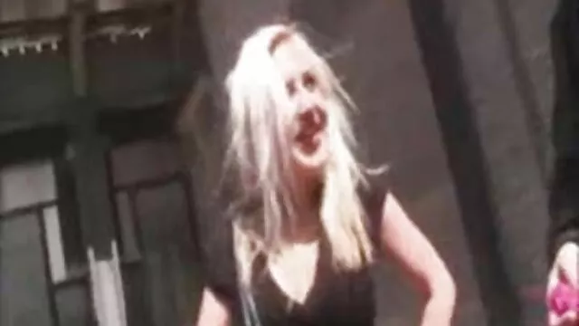 Hot porno ingen registrering  Drengen japanske sexfilm klagede til sin mor, at hun stadig var jomfru