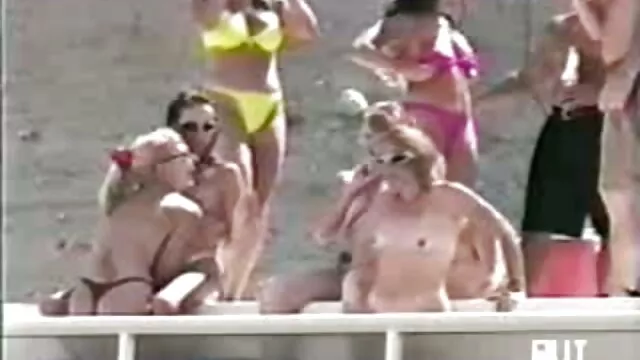 Hot porno ingen registrering  Tøs gratis tyske sexfilm skide i papirkurven og tog i hendes trusser