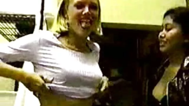 Hot porno ingen registrering  Hårløs kvinde gratis hd porno film slikker og taber