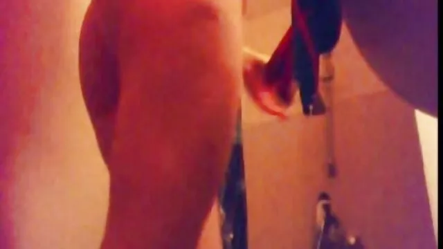 Hot porno ingen registrering  Oral gratis svenske pornofilm se with Med lærer i skole badeværelse