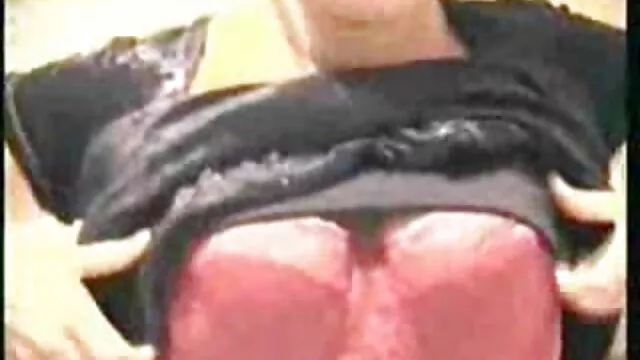 Hot porno ingen registrering  Russisk mor sprang i seng med sin lesbiske sexfilm søn