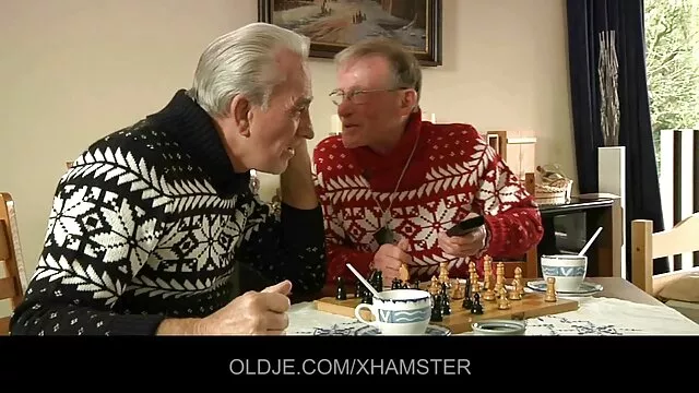 Hot porno ingen registrering  Fjern hendes trusser fra min Sovende mor og fucking hende gratis por ofilm