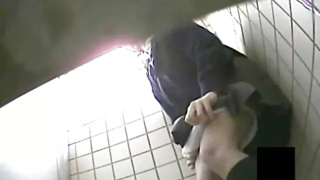 Hot porno ingen registrering  Se with i det offentlige toilet med en russisk dansk porno denice pige